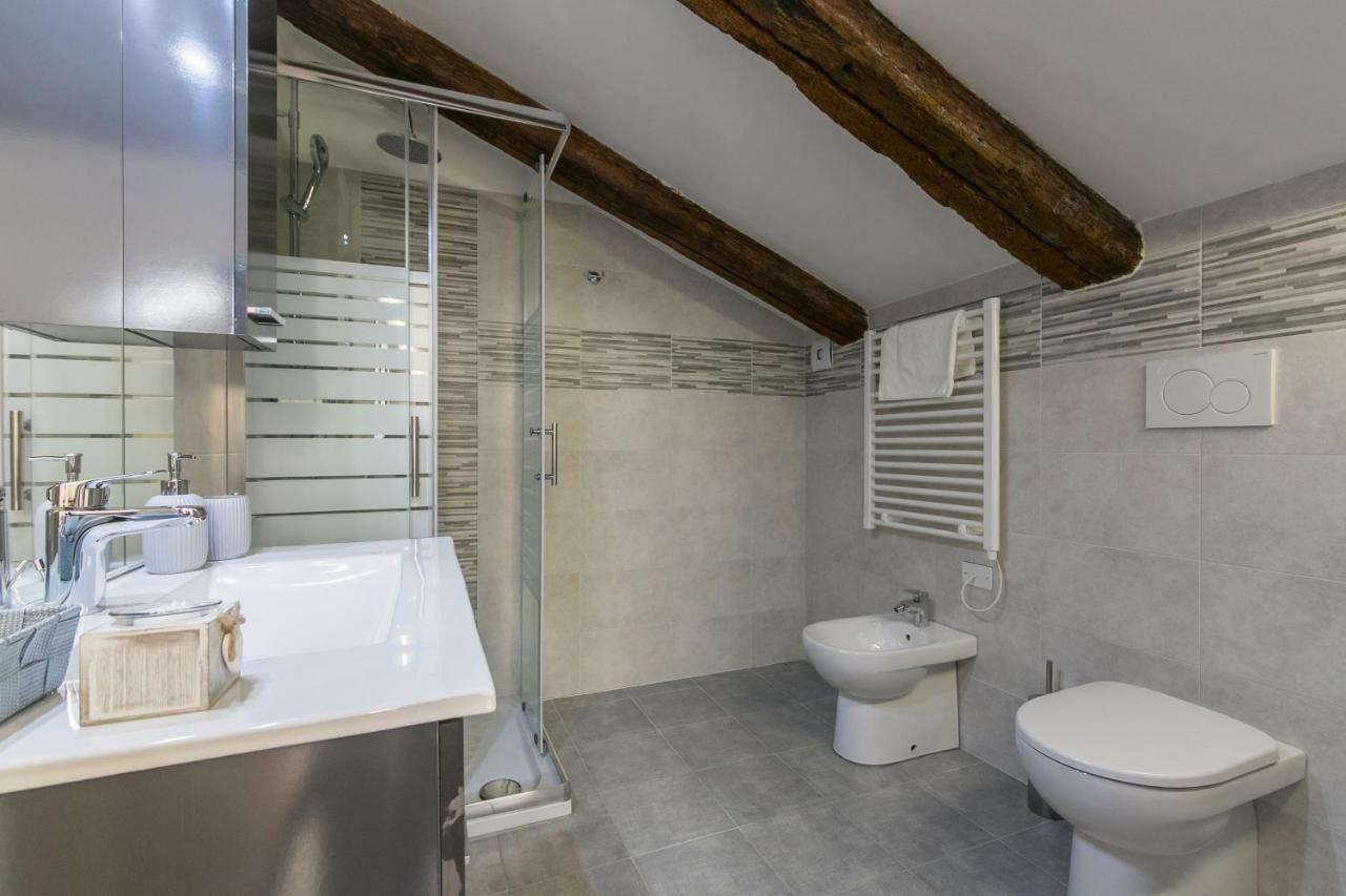 מסטרה Red Lion Guest House מראה חיצוני תמונה